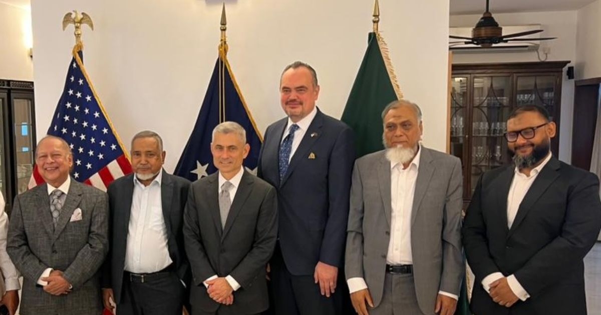 জামায়াতের সাথে মার্কিন সহকারী পররাষ্ট্রমন্ত্রীর বৈঠক