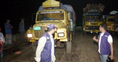 ভোলায় পাচারের সময় ফেরিঘাট থেকে ১ হাজার ৩৬০ বস্তা সার জব্দ, আটক ১