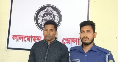 লালমোহনে শত পিস ইয়াবাসহ মাদক ব্যবসায়ী গ্রেফতার
