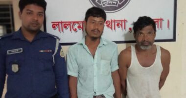 লালমোহনে ইয়াবাসহ আটক ২