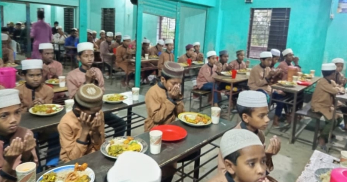 সিলেটে বিডি ওয়েলফেয়ার অ্যাসোসিয়েশনের উদ্যোগে এতিম শিশুদের নিয়ে ইফতার মাহফিল