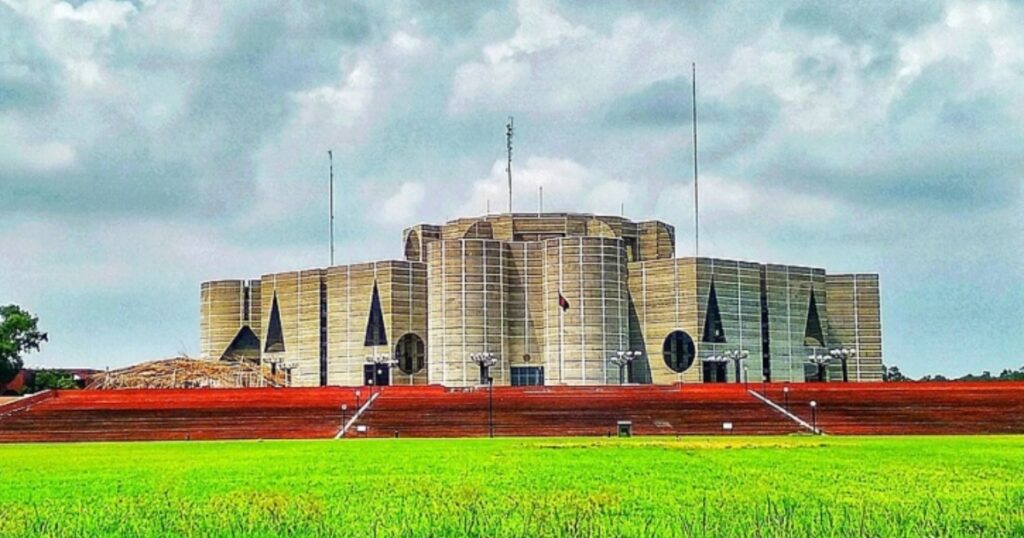 সরকারি দলের সংসদীয় সভা বুধবার, এমপিদের উপস্থিত থাকতে নির্দেশ দিলেন হুইপ