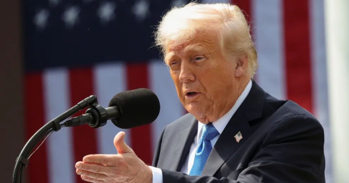 পরিস্থিতি ভালো নয়, ইরান থেকে বেরিয়ে আসার পরামর্শ ট্রাম্পের উপদেষ্টাদের