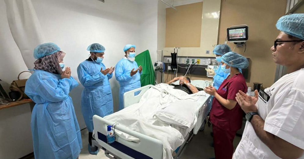 অসুস্থ মির্জা আব্বাসকে হাসপাতালে দেখতে গেলেন জামায়াত আমীর