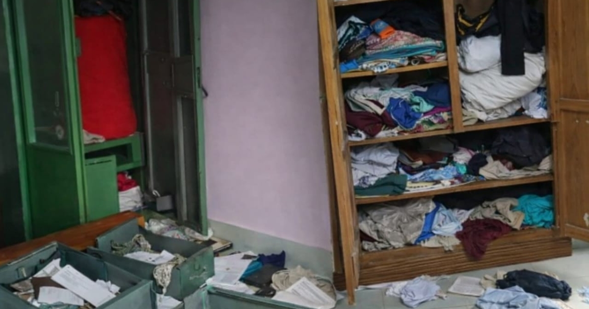 নাসিরনগরে প্রভাষকের ফ্ল্যাটে চুরি, আলমারি ভেঙে স্বর্ণালংকার লুট