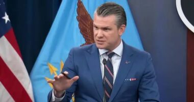 ইরানে আজ রাতেই সর্বোচ্চ সংখ্যক হামলার হুমকি যুক্তরাষ্ট্রের