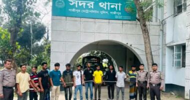 গাজীপুর সদর থানায় পুলিশের সাঁড়াশি অভিযান, এক দিনেই গ্রেফতার ৩৯