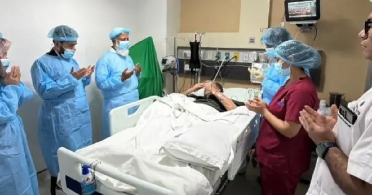 রোববার মির্জা আব্বাসকে সিঙ্গাপুর নেওয়া হচ্ছে