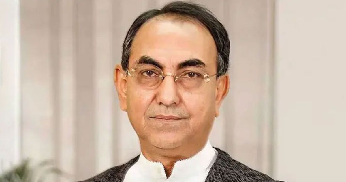 ঢাকায় পৌঁছেছে এয়ার অ্যাম্বুলেন্স, দুপুরে সিঙ্গাপুর নেওয়া হবে মির্জা আব্বাসকে