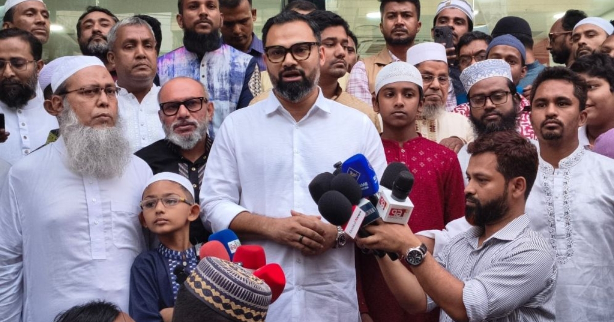 পাঁচ ওয়াক্ত নামাজ আদায়কারী শিশু-কিশোরকে সাইকেল উপহার প্রতিমন্ত্রীর