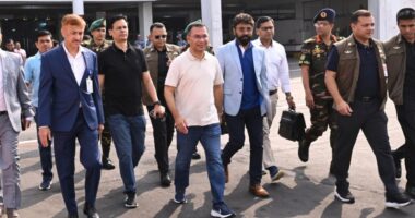 সৈয়দপুরে পৌঁছেছেন প্রধানমন্ত্রী, সড়কপথে যাচ্ছেন দিনাজপুর