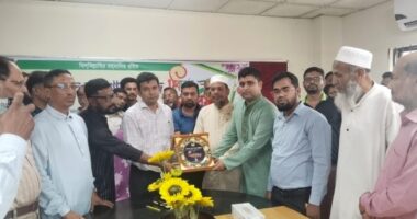 লালমোহন উপজেলা নির্বাহী অফিসার মোঃ শাহ আজিজ'র বদলীজনিত বিদায় সংবর্ধনা