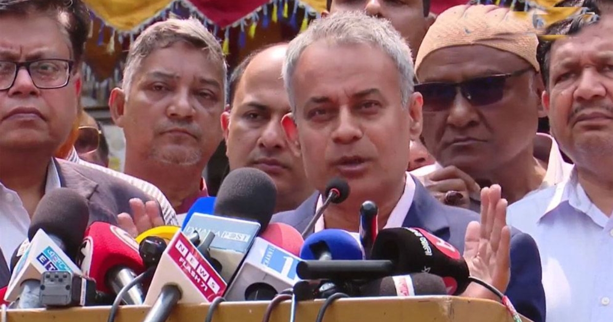 সার্বিকভাবে ঈদযাত্রা স্বস্তিদায়ক, বাড়তি ভাড়া নেওয়া হচ্ছে না : সড়কমন্ত্রী