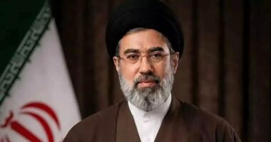 ঐক্যের ডাক মোজতবা খামেনির, প্রস্তাব দিলেন পাকিস্তান-আফগানিস্তান যুদ্ধে মধ্যস্থতারও