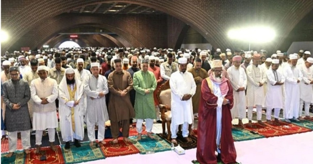 সংসদ ভবনে পবিত্র ঈদুল ফিতরের জামাত অনুষ্ঠিত