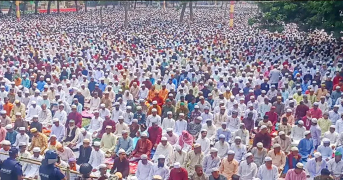 ঐতিহাসিক শোলাকিয়ায় ১৯৯তম ঈদ জামাতে জনসমুদ্র