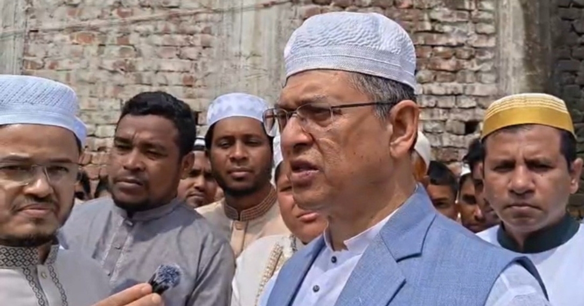 “ঐক্যবদ্ধভাবে কাজ করলেই দেশকে আরো এগিয়ে নেওয়া সম্ভব” : স্বরাষ্ট্রমন্ত্রী