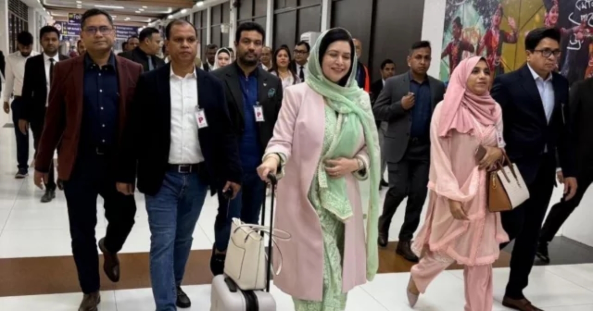ঈদ শেষে সকালে বাংলাদেশ বিমানের বিজি-২০১ নম্বর ফ্লাইটে লন্ডন গেলেন জোবাইদা রহমান