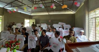 লালমোহনে একতার বন্ধন স্বেচ্ছাসেবী সংগঠনের ১ম ঈদ পুনর্মিলনী অনুষ্ঠিত