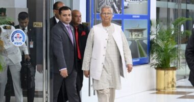 জাপানের উদ্দেশে ঢাকা ত্যাগ করেছেন ড. মুহাম্মদ ইউনূস