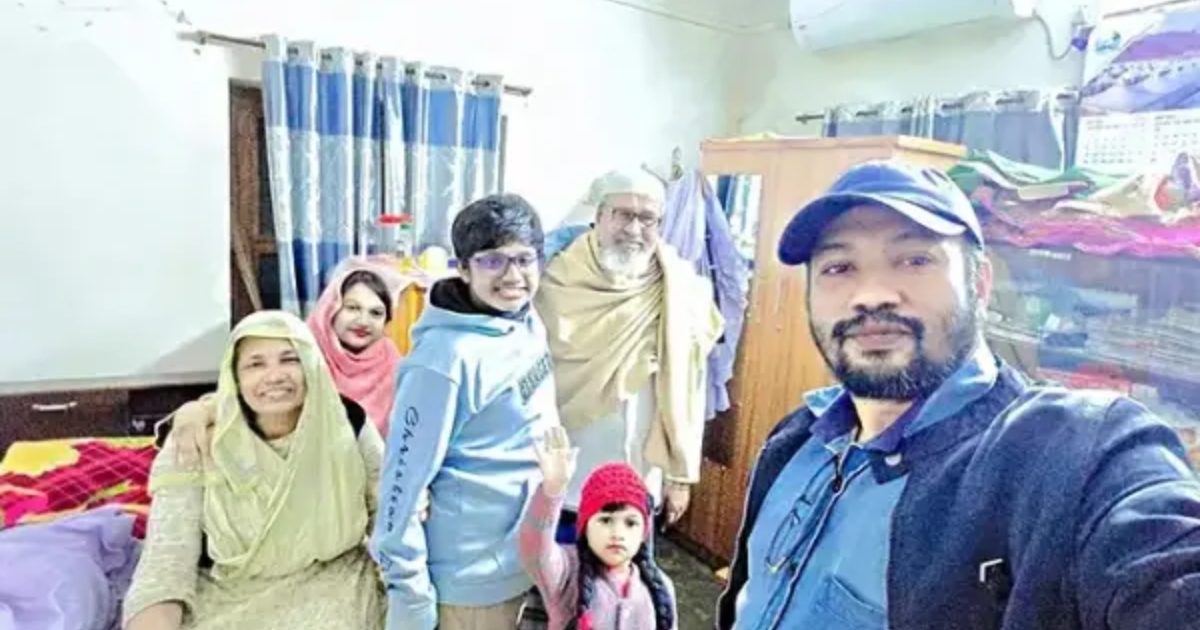 বাড়ি ফেরার পথে সড়কে প্রাণ গেল বাবা-ছেলে-নাতনির