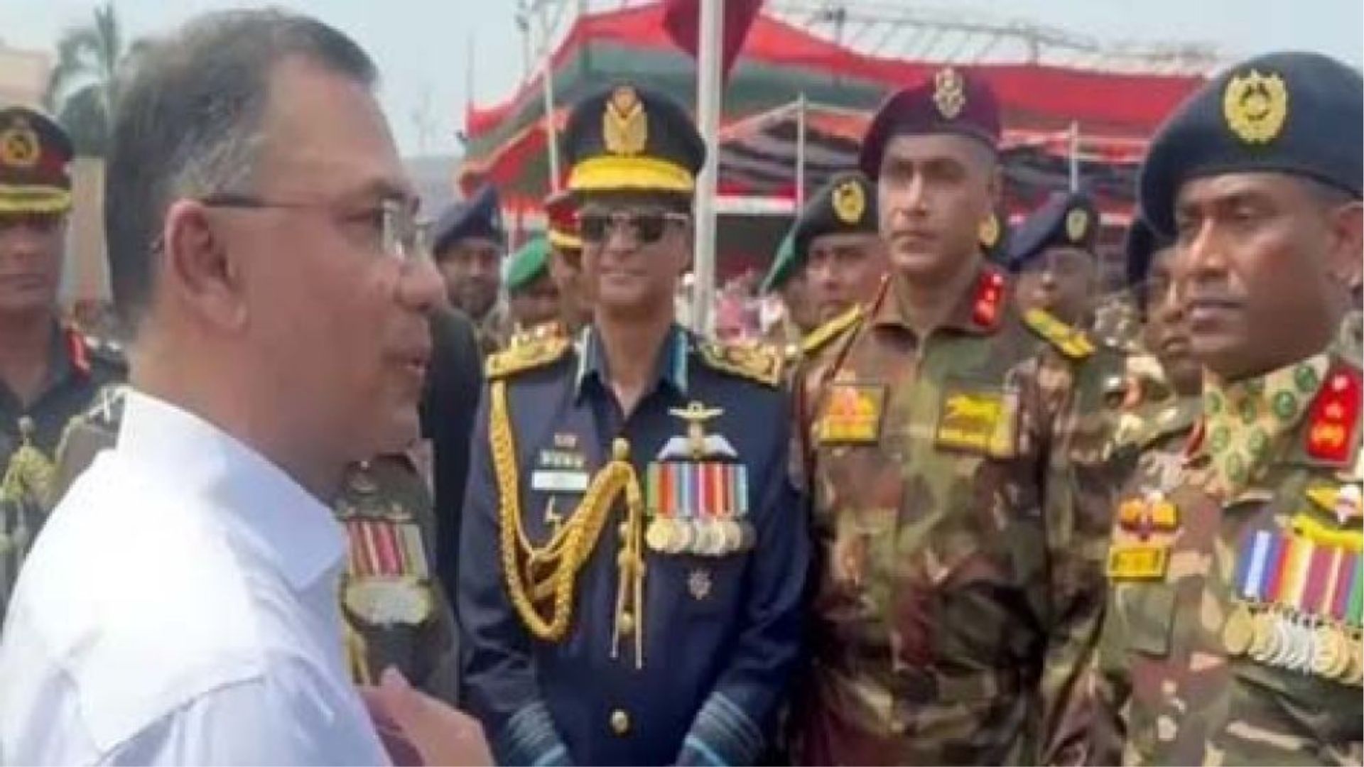 সশস্ত্র বাহিনীকে আরও শক্তিশালী করতে চাই: প্রধানমন্ত্রী