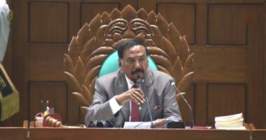 জাতীয় সংসদের মাননীয় স্পিকারের সহধর্মিণী সংকটাপন্ন, ভেন্টিলেশনে চিকিৎসাধীন