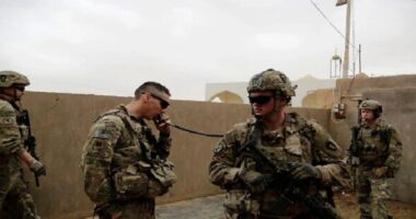 ইরানের হামলায় এখন পর্যন্ত ৩০০ মার্কিন সেনা আহত, ১০ জনের অবস্থা গুরুতর