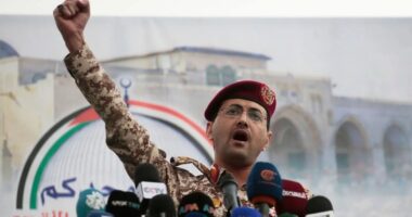 ইসরায়েলে মিসাইল ছুড়ে যুদ্ধে যোগ দিলো ইয়েমেনের বিদ্রোহীরা