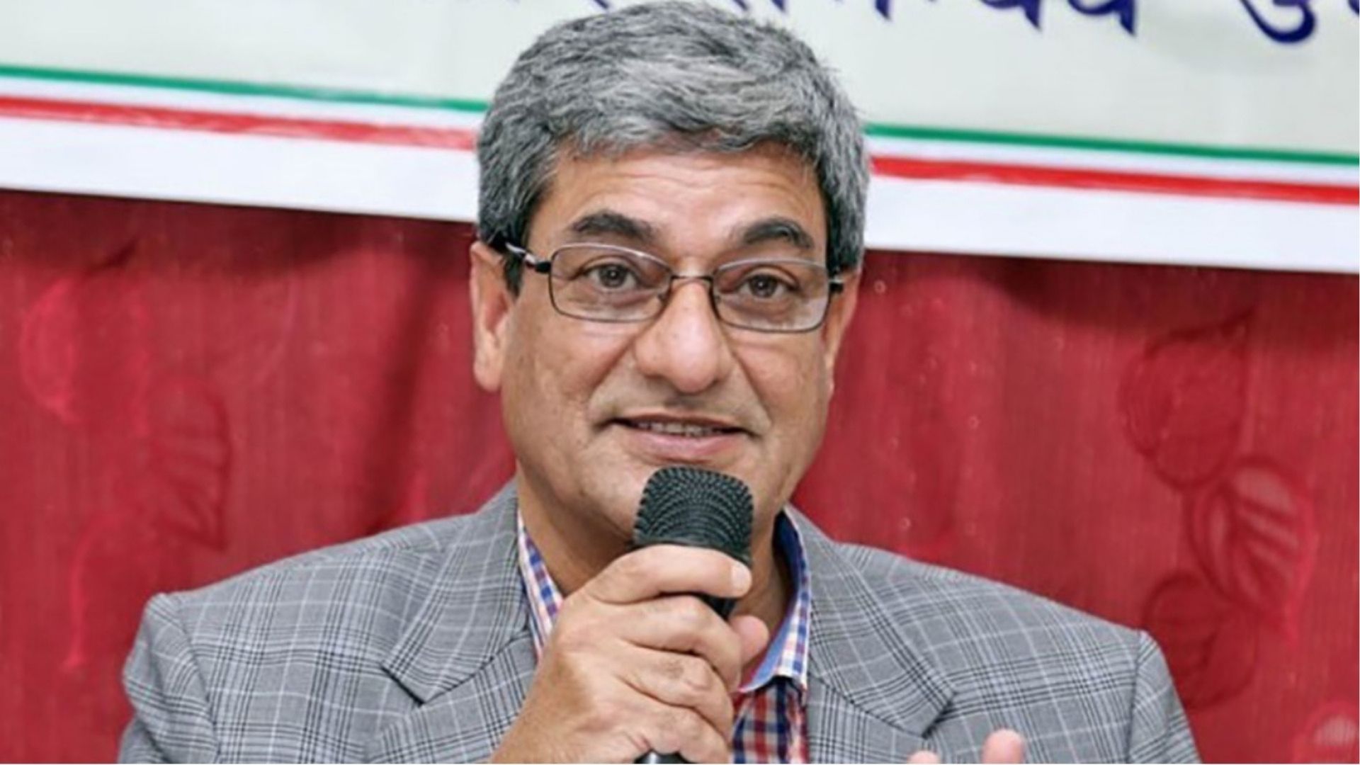 নেপালের সাবেক স্বরাষ্ট্রমন্ত্রী রমেশ লেখক গ্রেপ্তার