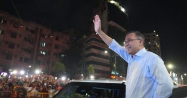 সরকার গঠনের পর প্রথমবার দলের কেন্দ্রীয় কার্যালয়ে তারেক রহমান