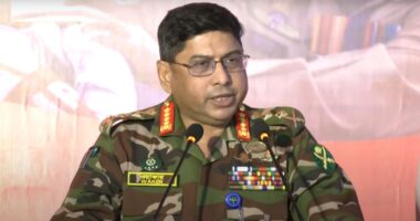 সরকারি সফরে যুক্তরাষ্ট্রে সেনাবাহিনী প্রধান জেনারেল ওয়াকার-উজ-জামান