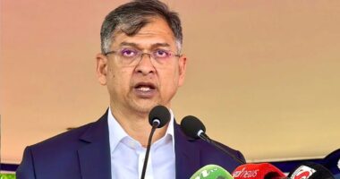 ১৩৩টি অধ্যাদেশের বিষয়ে রাতে চূড়ান্ত সিদ্ধান্ত হতে পারে : স্বরাষ্ট্রমন্ত্রী