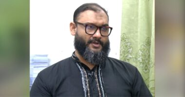 সংসদে অজুর পানি না পেয়ে ক্ষোভ প্রকাশ ব্যারিস্টার আরমানের