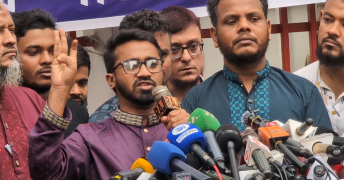 গণভোট নিয়ে অন্তর্বর্তীকালীন সরকার জালিয়াতি করেছে : রাশেদ খান