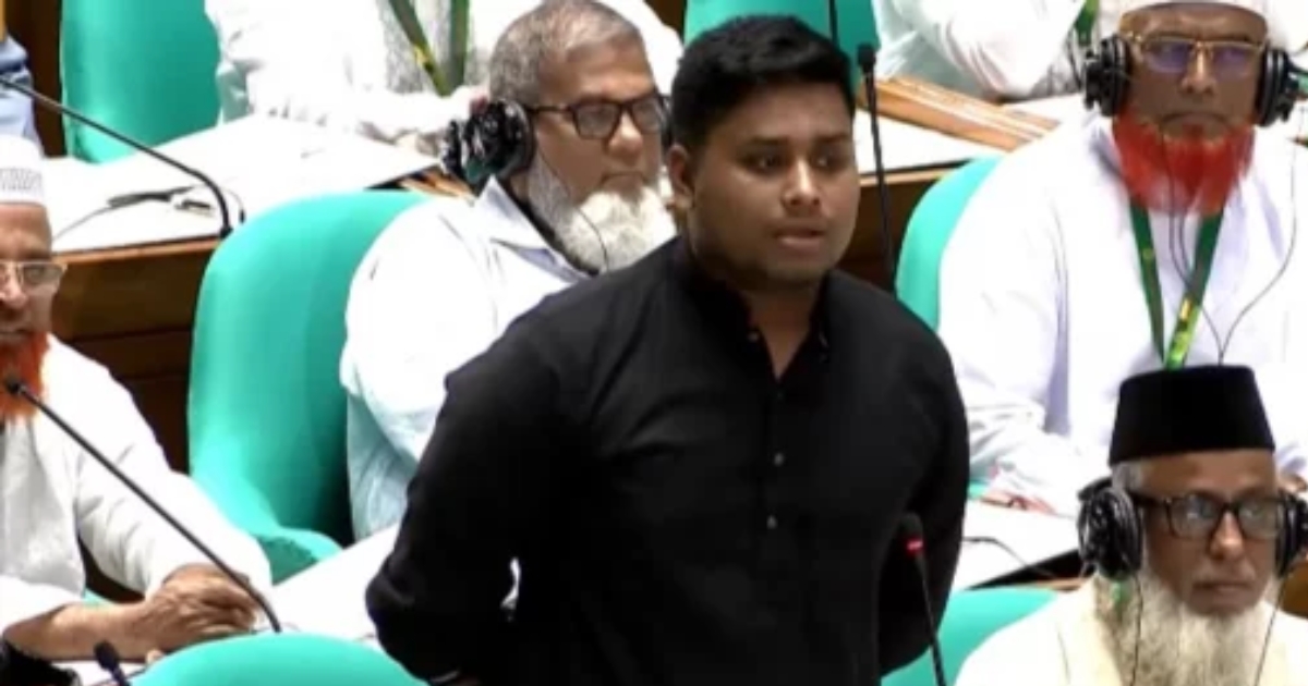 সালাহউদ্দিন সাহেবকে প্রশ্ন করলে কখন আবার নোটিশ দেওয়ার কথা বলে ফেলেন : হাসনাত