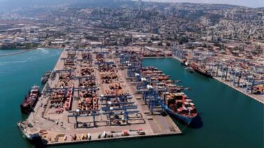 ইসরায়েলের নৌঘাঁটিতে লেবাননের মিসাইল হামলা