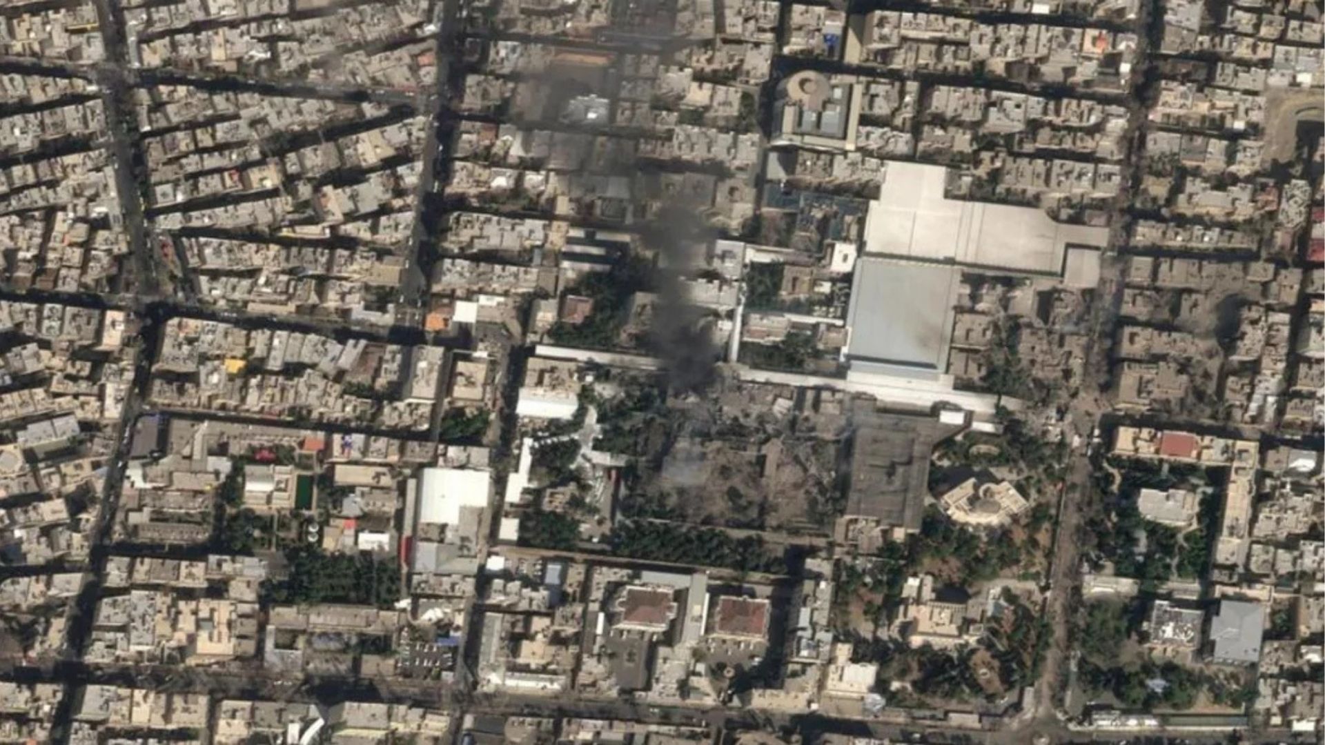 ইসরায়েল-যুক্তরাষ্ট্রের অতর্কিত হামলা অব্যাহত, দিশেহারা ইরান 