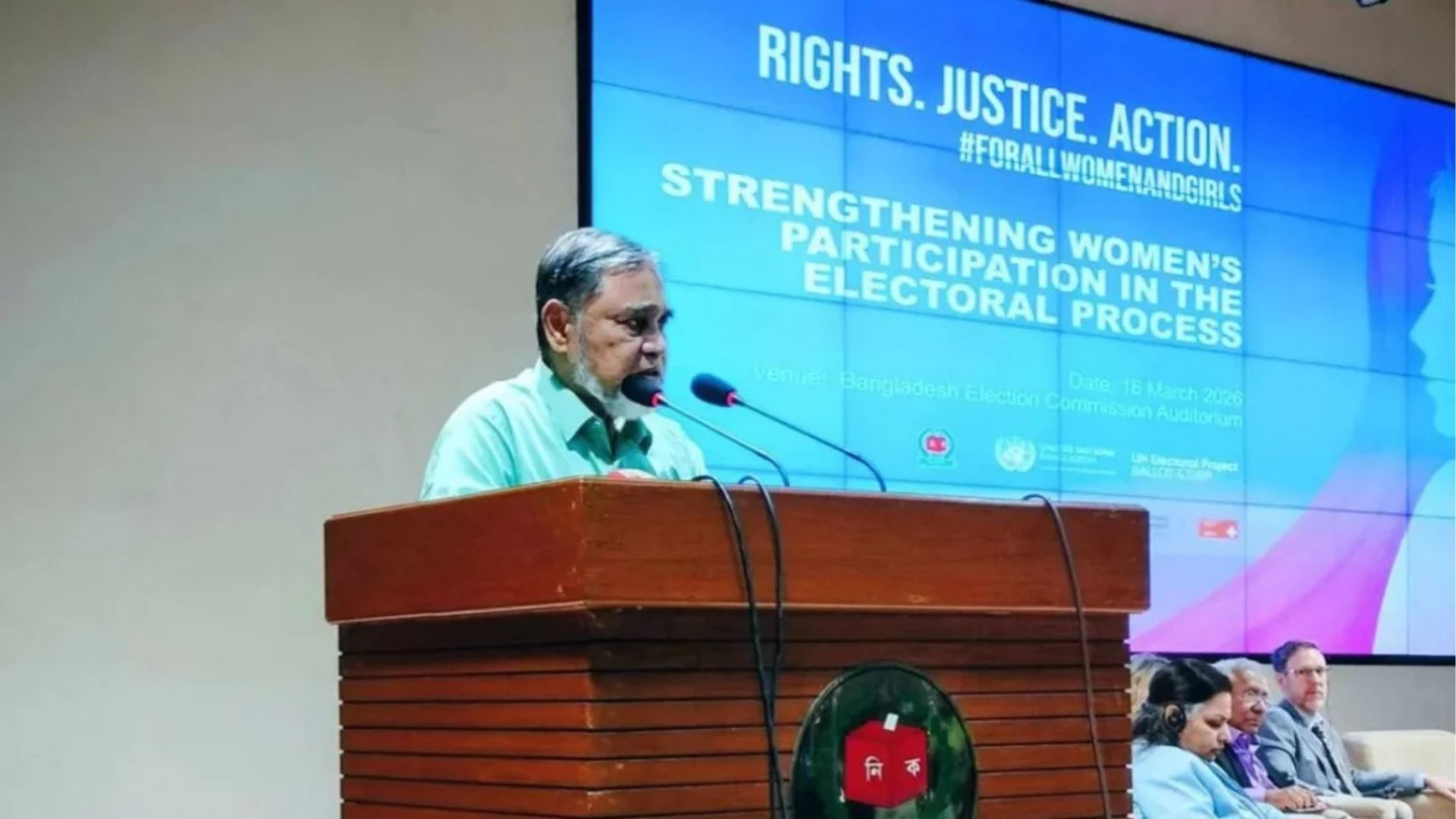 নারীদের গৃহস্থালি কাজের মূল্য যোগ করলে জিডিপি তিনগুণ হতো: সিইসি