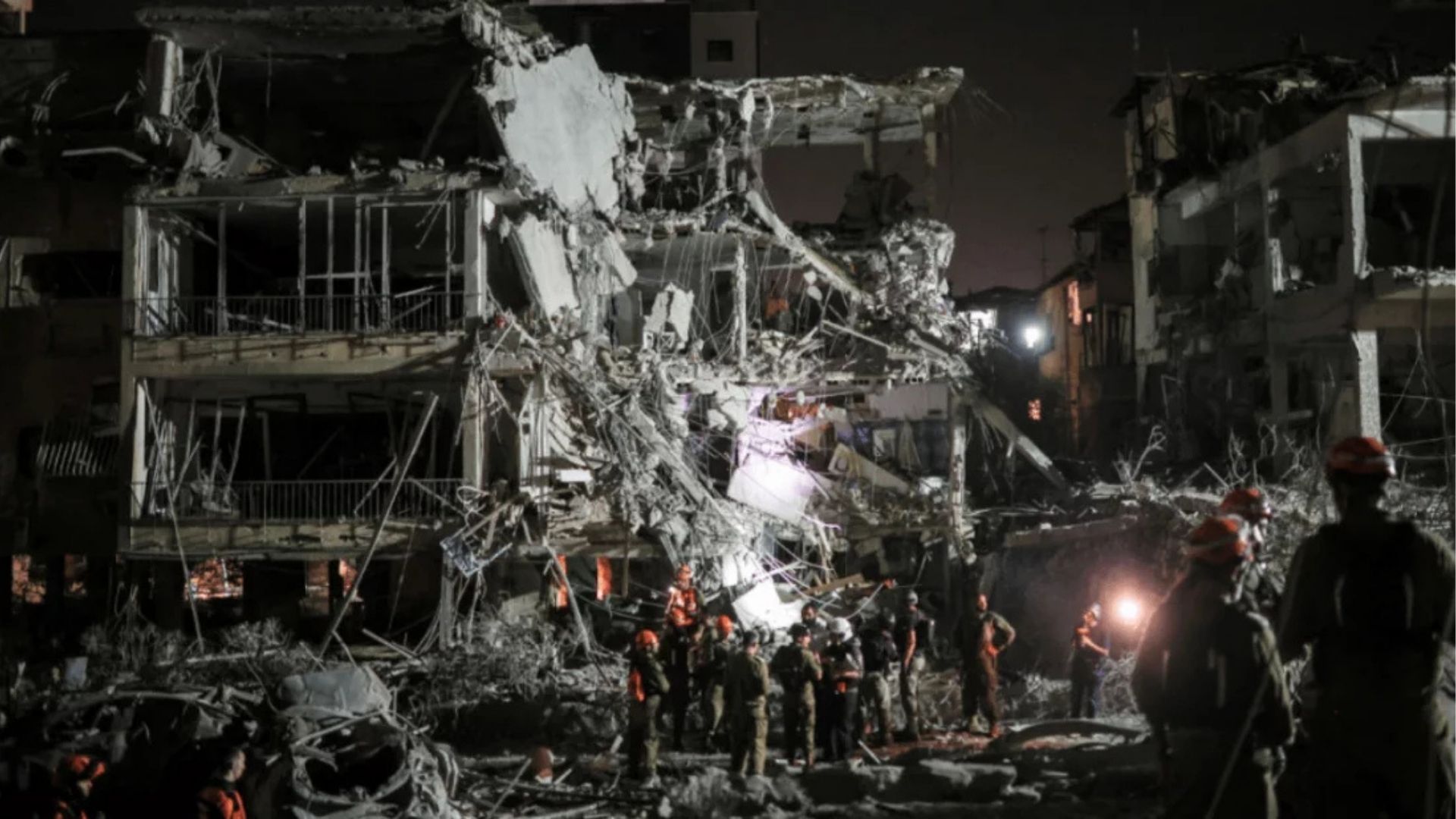 ইরানে মার্কিন-ইসরায়েলি হামলায় সহস্রাধিক প্রাণহানির দাবি