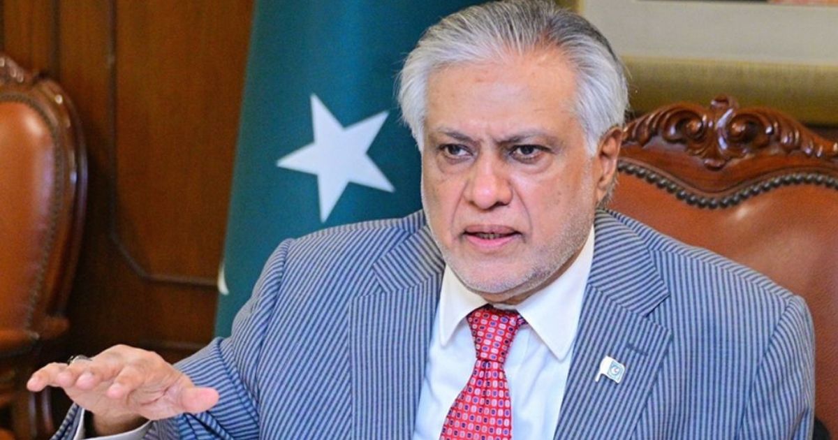 যুক্তরাষ্ট্র-ইরান যুদ্ধের ‘স্থায়ী অবসান’ চায় পাকিস্তান: ইসহাক দার