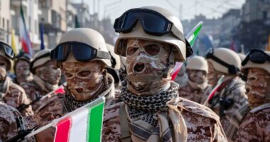 মার্কিন সেনাদের সঙ্গে রক্তের সমুদ্রে লড়তে চায় ইরান