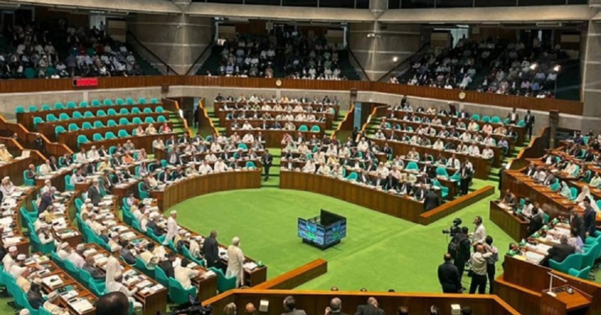 স্বয়ংক্রিয়ভাবে বাতিল হচ্ছে গণভোটসহ আলোচিত ১৬ অধ্যাদেশ