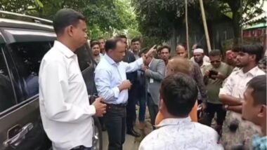 অভ্যর্থনায় শিক্ষার্থীদের রাস্তায় দাঁড় করানোয় ক্ষুব্ধ ডেপুটি স্পিকার