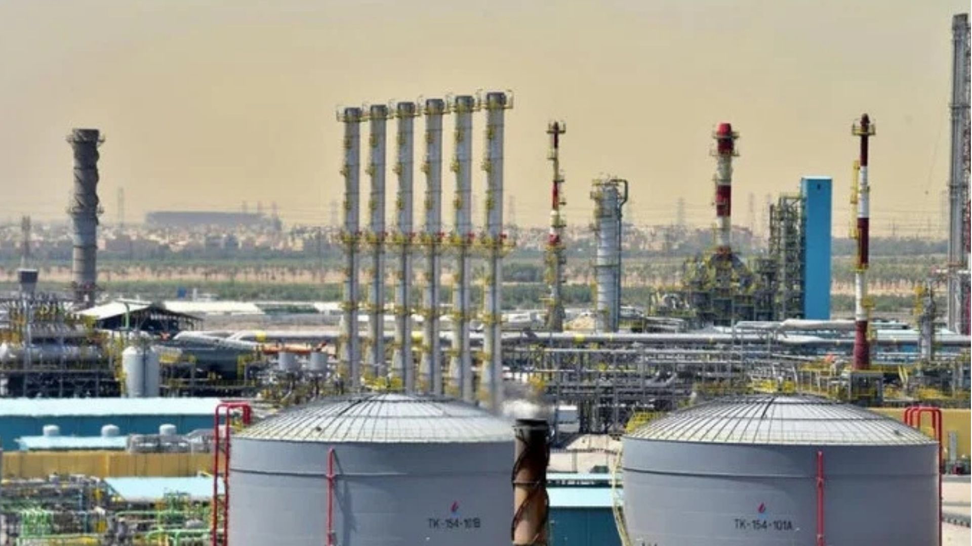 ইরানের ড্রোন হামলায় কুয়েতে বিদ্যুৎকেন্দ্র ও তেল স্থাপনায় ব্যাপক ক্ষতি