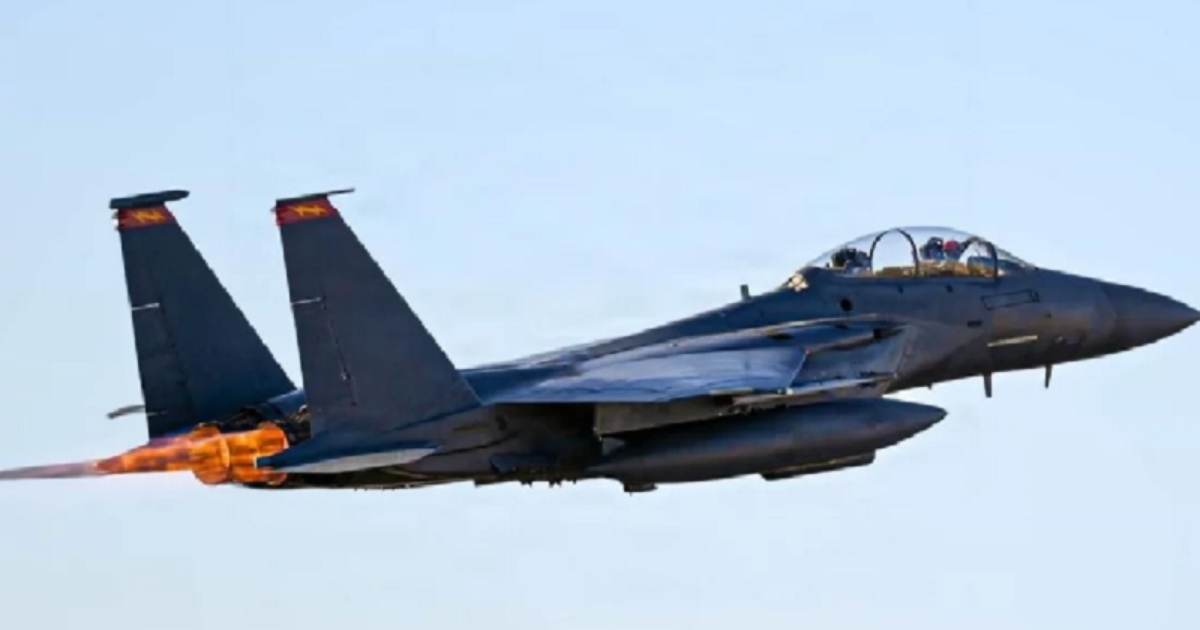 নিখোঁজ মার্কিন পাইলটদের সন্ধান দিলে ১০ বিলিয়ন ইরানিয়ান তোমান পুরস্কার ঘোষণা