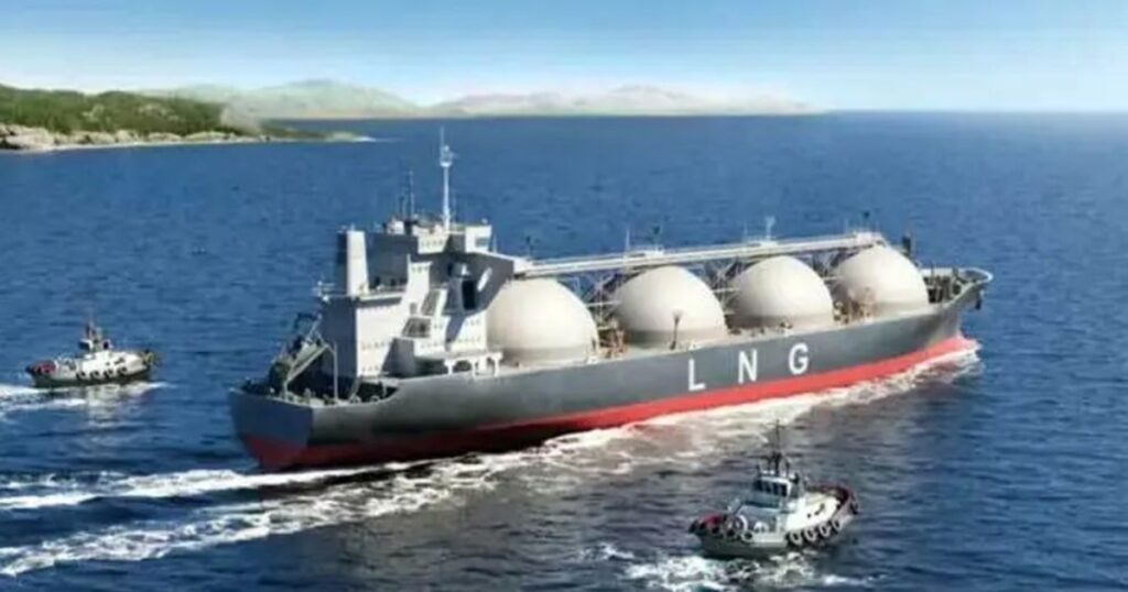 কাজাখস্তান থেকে ১ লাখ টন ডিজেল, সিঙ্গাপুর থেকে ২ কার্গো এলএনজি আসছে