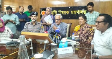 ‘মঙ্গল’ বা ‘আনন্দ’ নয়, এখন থেকে হবে ‘বৈশাখী শোভাযাত্রা’: সংস্কৃতিমন্ত্রী