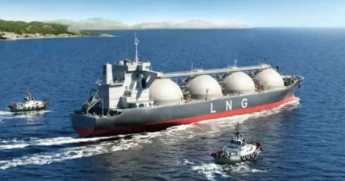 কাজাখস্তান থেকে ১ লাখ টন ডিজেল, সিঙ্গাপুর থেকে ২ কার্গো এলএনজি আসছে