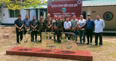বিঝু উৎসব ঘিরে দীঘিনালায় ৯ কমিটিকে সেনাবাহিনীর আর্থিক সহায়তা